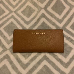 NWOT Michael Kors Bifold Wallet Brown